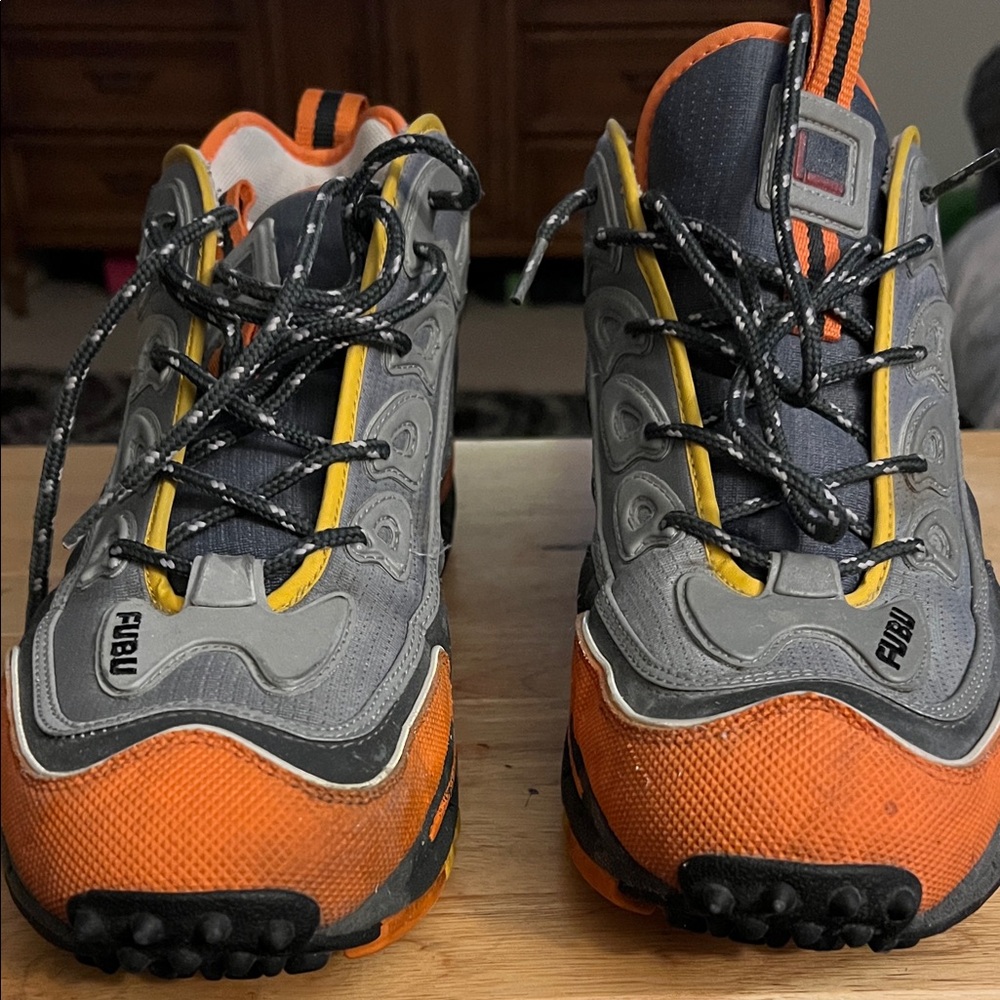 FUBU Mens Sz 13 Vibrant Orange and Gray Sneakers